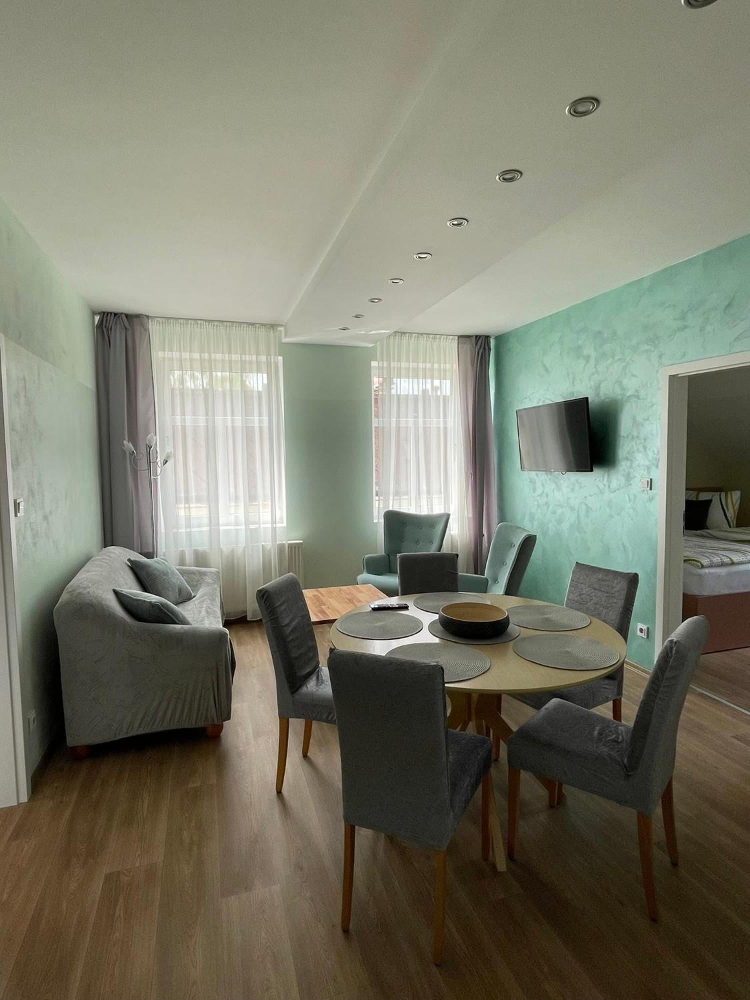 Apartmany Jasmin Liberec Exterior photo